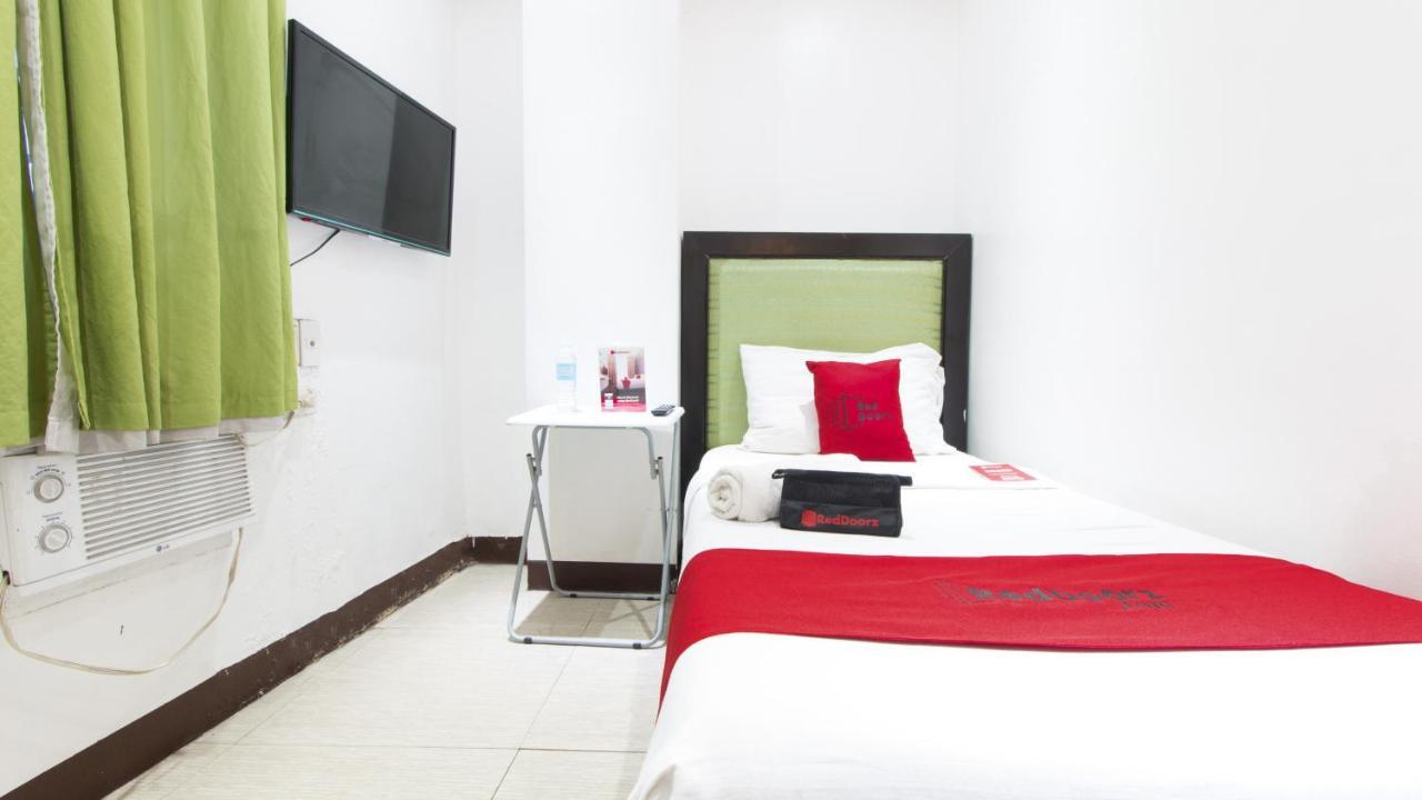 فندق Reddoorz @ Real Fatima Tacloban Anibong المظهر الخارجي الصورة